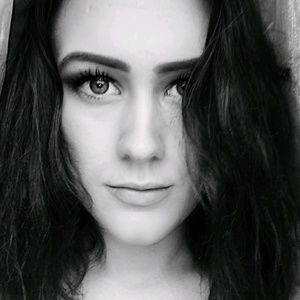 Meet your Posher, Kiana