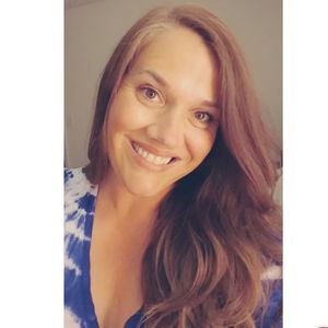 Meet your Posher, Lorrie