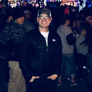 Meet your Posher, Kenneth