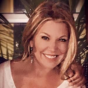 Meet your Posher, Connie