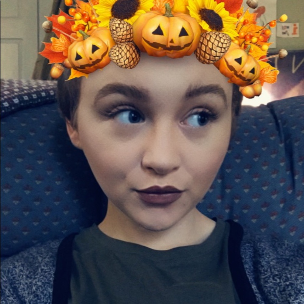 Meet your Posher, Victoria