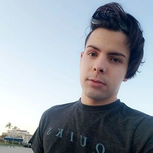 Meet your Posher, Lazaro