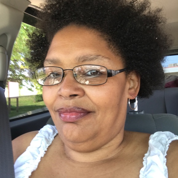 Meet your Posher, Arnetta - Picture 1 of 1