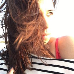 Meet your Posher, Claudia