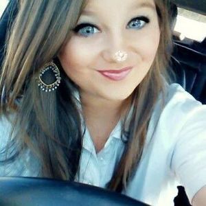 Meet your Posher, Treva