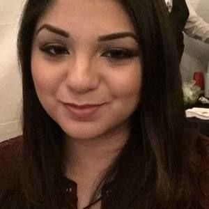 Meet your Posher, Roxanne