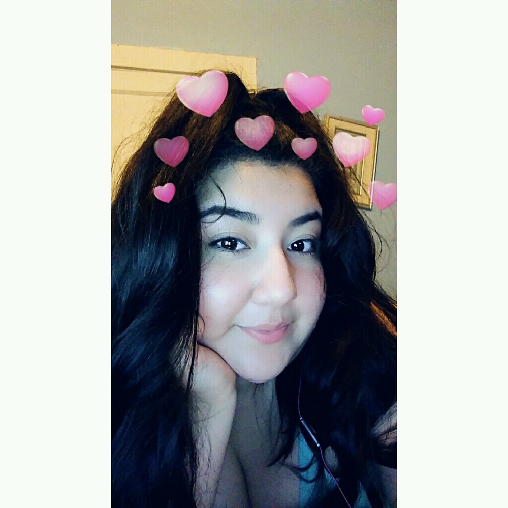 Meet your Posher, Esmeralda