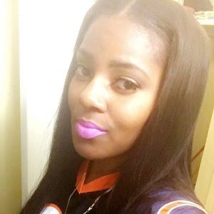 Meet your Posher, Latoya