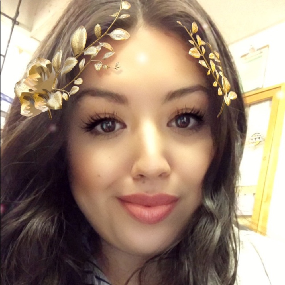 Meet your Posher, Stephanie