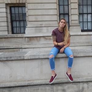 Meet your Posher, Sara