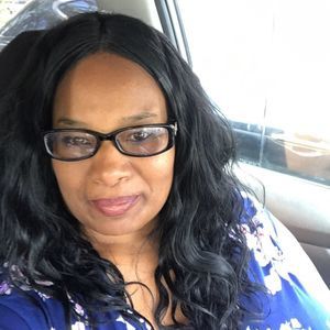 Meet your Posher, Clarissa