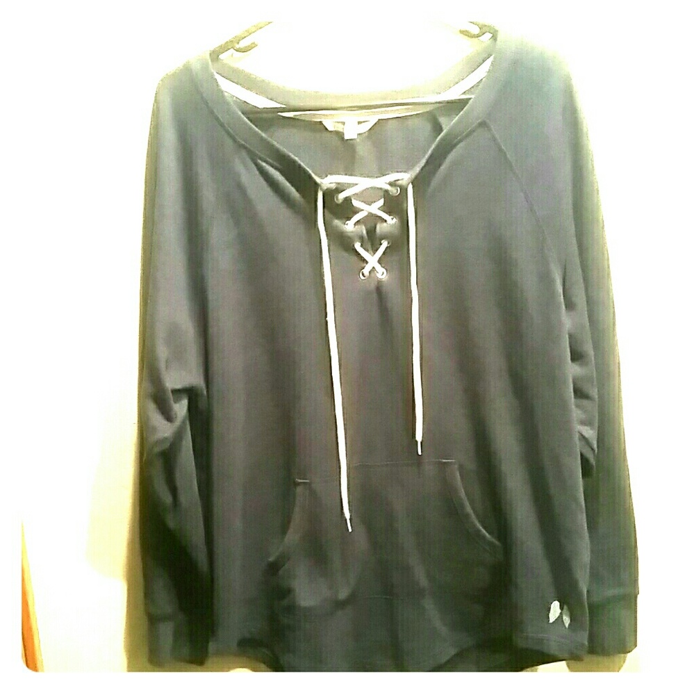 Lace front crew neck