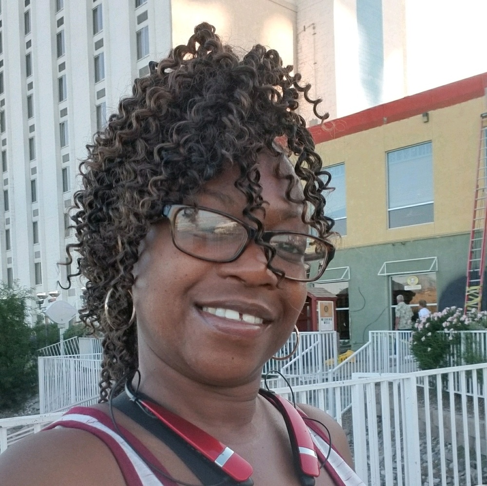 Meet your Posher, Jovan