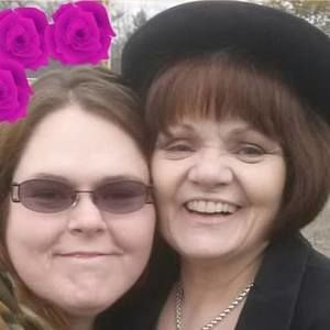 Meet your Posher, Vicki