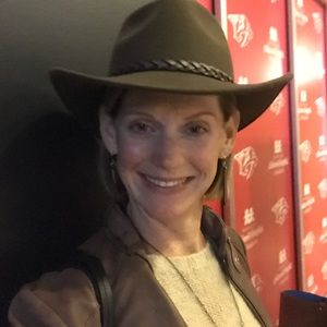 Meet your Posher, Kim