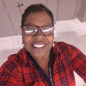 Meet your Posher, Gail