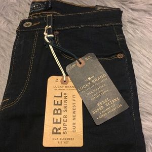 Lucky Brand Men’s Dark Blue Jeans Waist "28
