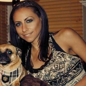 Meet your Posher, Alexandra