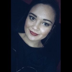 Meet your Posher, Brooke