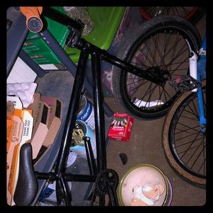 I’m selling a gt gold wing bmx bike