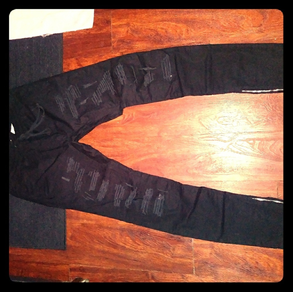 Mens destroyed skinny pants