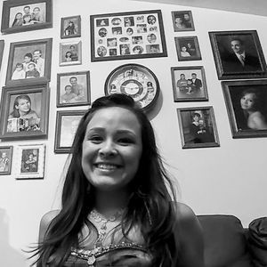 Meet your Posher, April