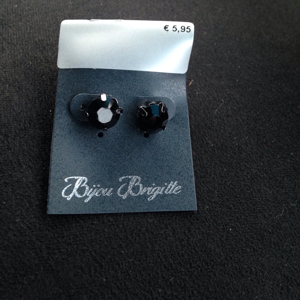 Bijou Brigitte pierced black stone post earrings