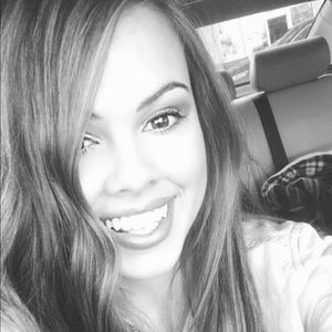 Meet your Posher, Logan