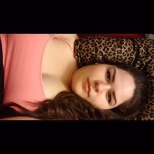 Meet your Posher, Daniela