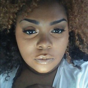 Meet your Posher, Saria