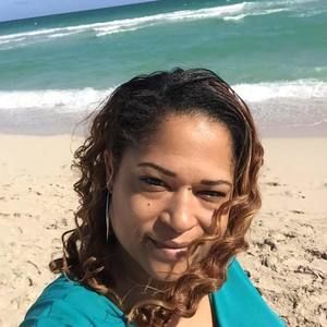 Meet your Posher, Latosha