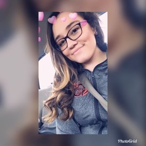 Meet your Posher, Hailey