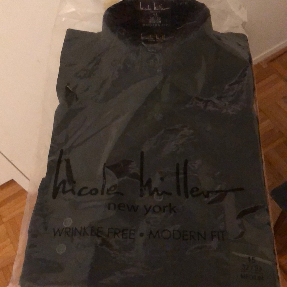 Nicole Miller NWT 15 32/33. Black. Modern fit