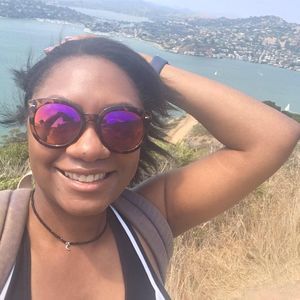 Meet your Posher, Pamela