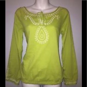 Prana embroidered top🍏