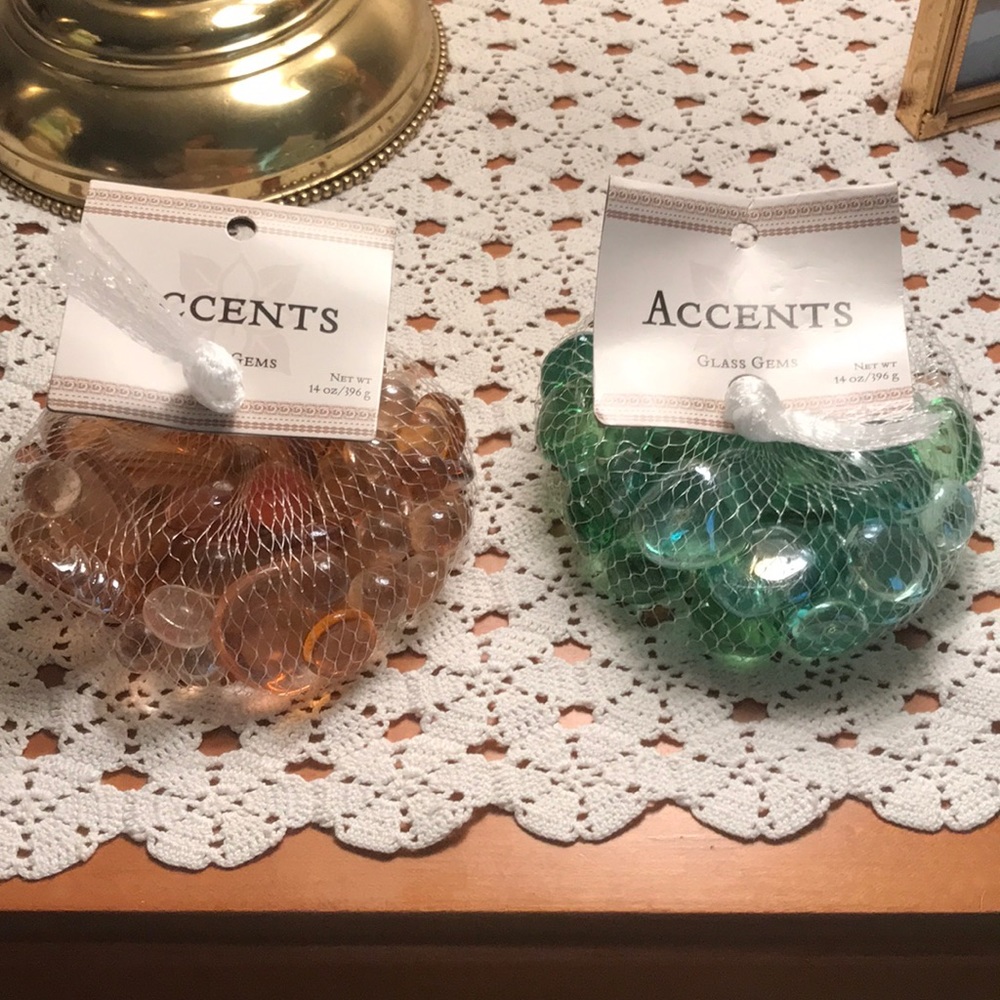 Accents glass gems