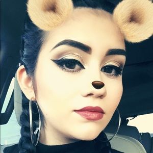 Meet your Posher, Arely