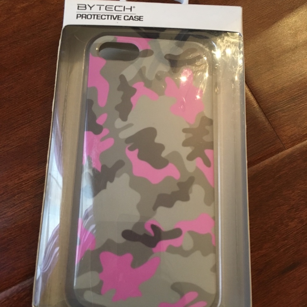 ‼️SOLD‼️iPhone cases 5/5S 🌺 2 bundle(duplicates)