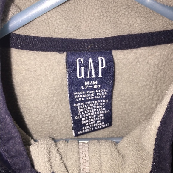 GAP boys M fleece sleeveless vest navy and gray - Picture 7 of 7