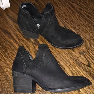 Steve Madden booties size 7.5