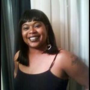 Meet your Posher, Deedee