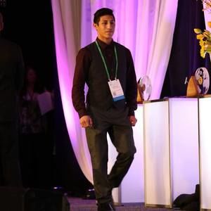 Meet your Posher, Cesar