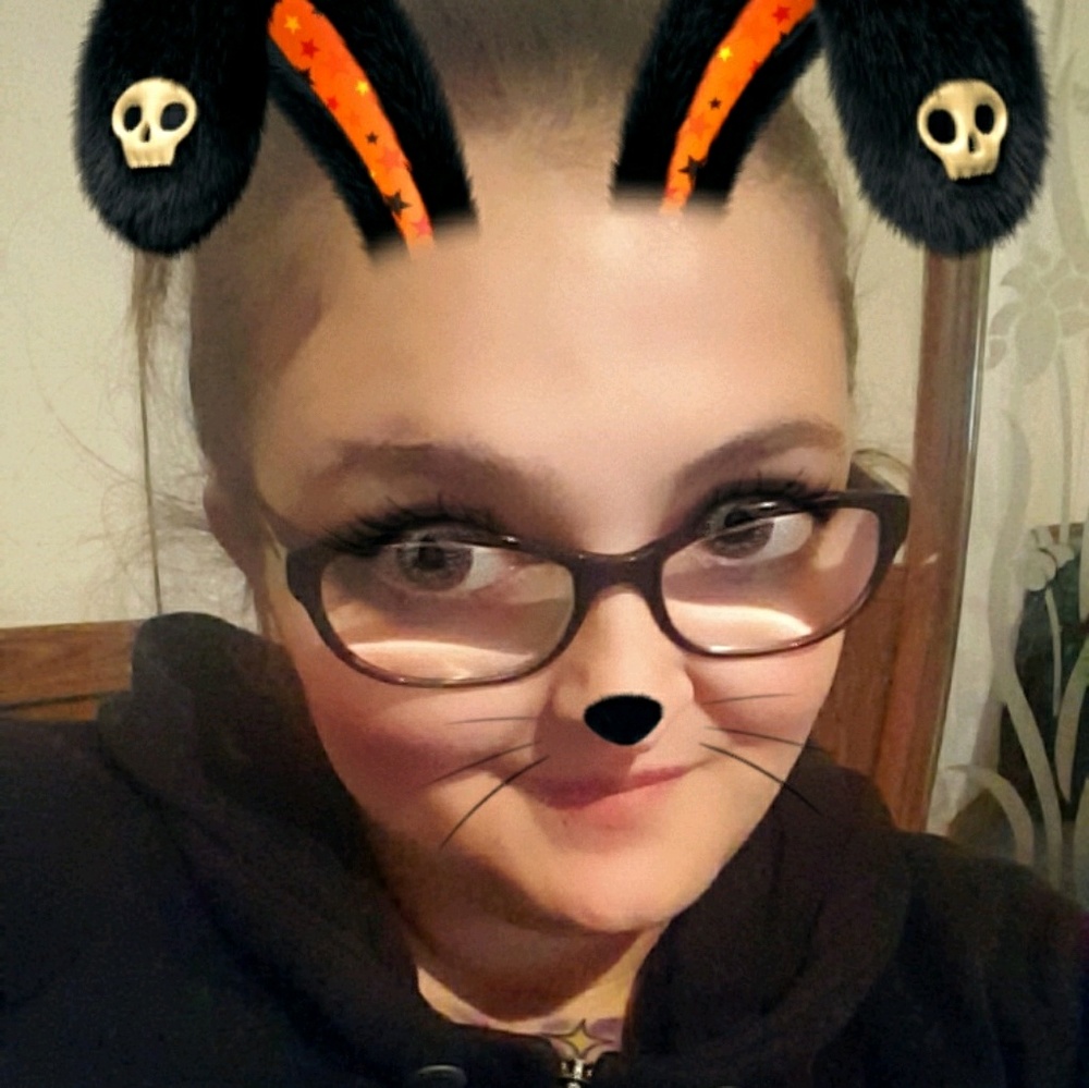 Meet your Posher, Amber