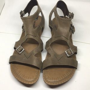 Merrill leather Women’s Sandals worn Once!