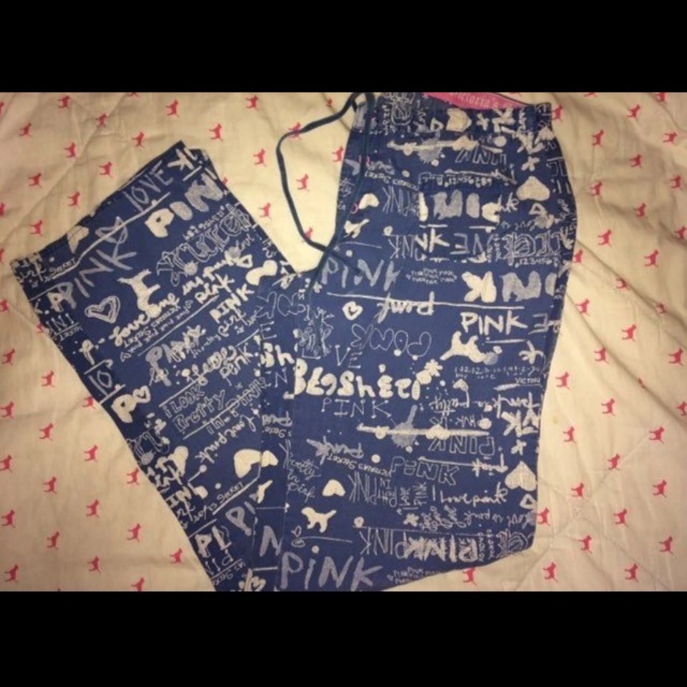 🎀Victoria's Secret PINK graffiti Sleep Pants 🎀