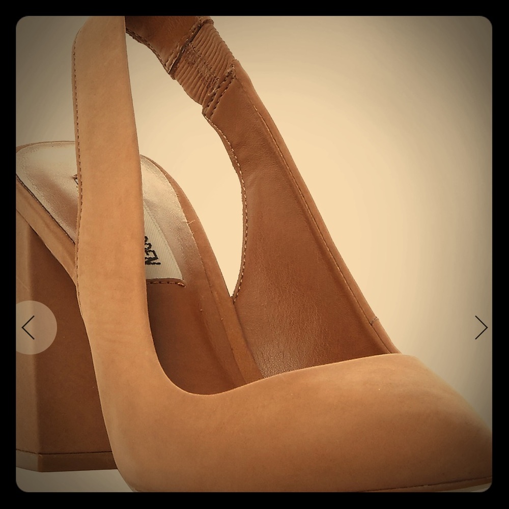 Steve Madden Dove Slingback Pumps