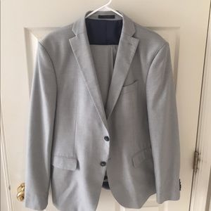 Zara Men's light gray suit. Jacket 44 pants 36.