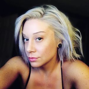 Meet your Posher, Christa