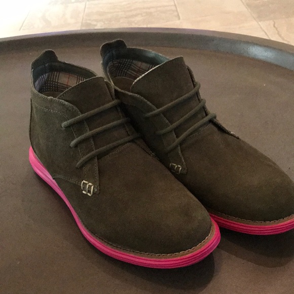 skechers 2017 olive
