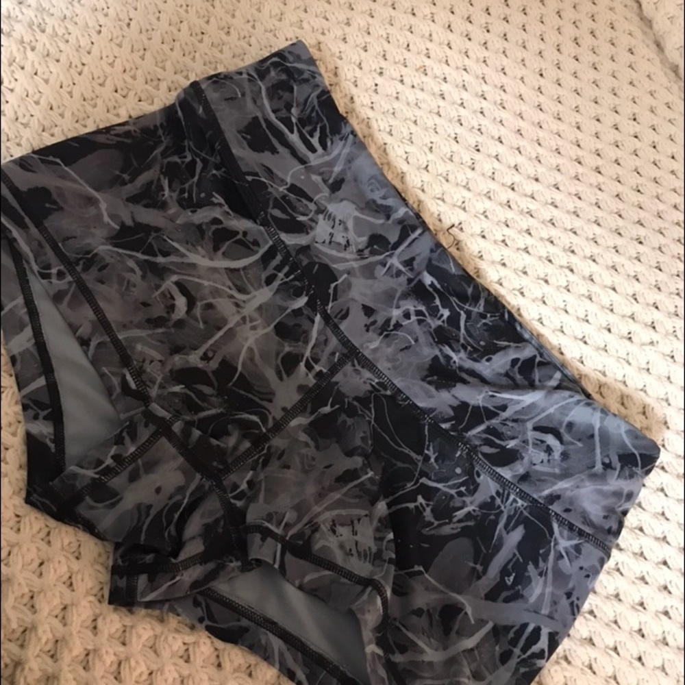 ⚫️⚪️CHAMPIONS (Large) Running Spandex ⚫️⚪️⚫️ NBW